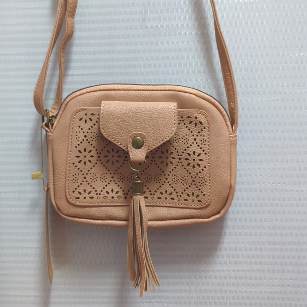 Revive Vintage vegan leather crossover purse